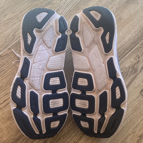 {HOKA} One One Bondi 7 in Lunar/Black | 10.5 - Picture 12 of 14